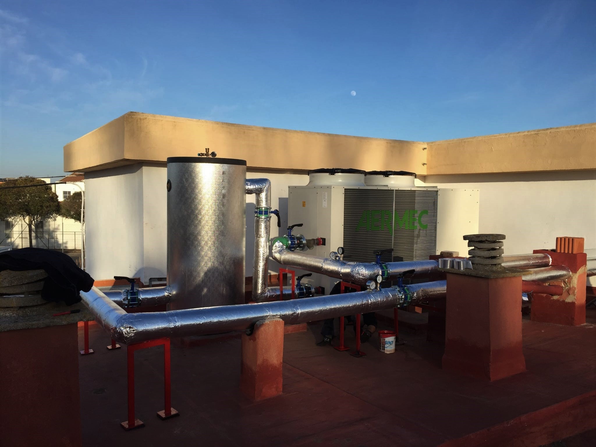 montaje y sustitucion enfriadora